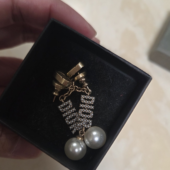 Jewelry - Dior Elegant Gold and Silver Pearl Drop Earrings
